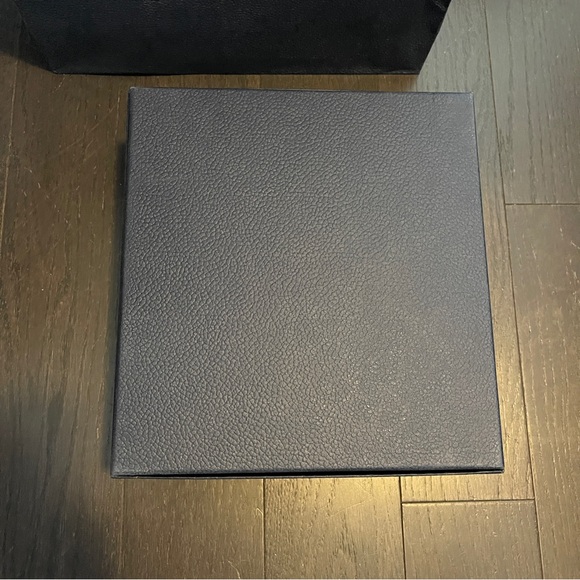 Dior blue box shopping bag full set with envelop and ribbon wrapping tissue - Picture 6 of 13